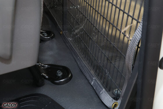 To Suit Toyota Hiace LWB Crew Van (05/19+) Mesh Mid Cargo Barrier - Image 4